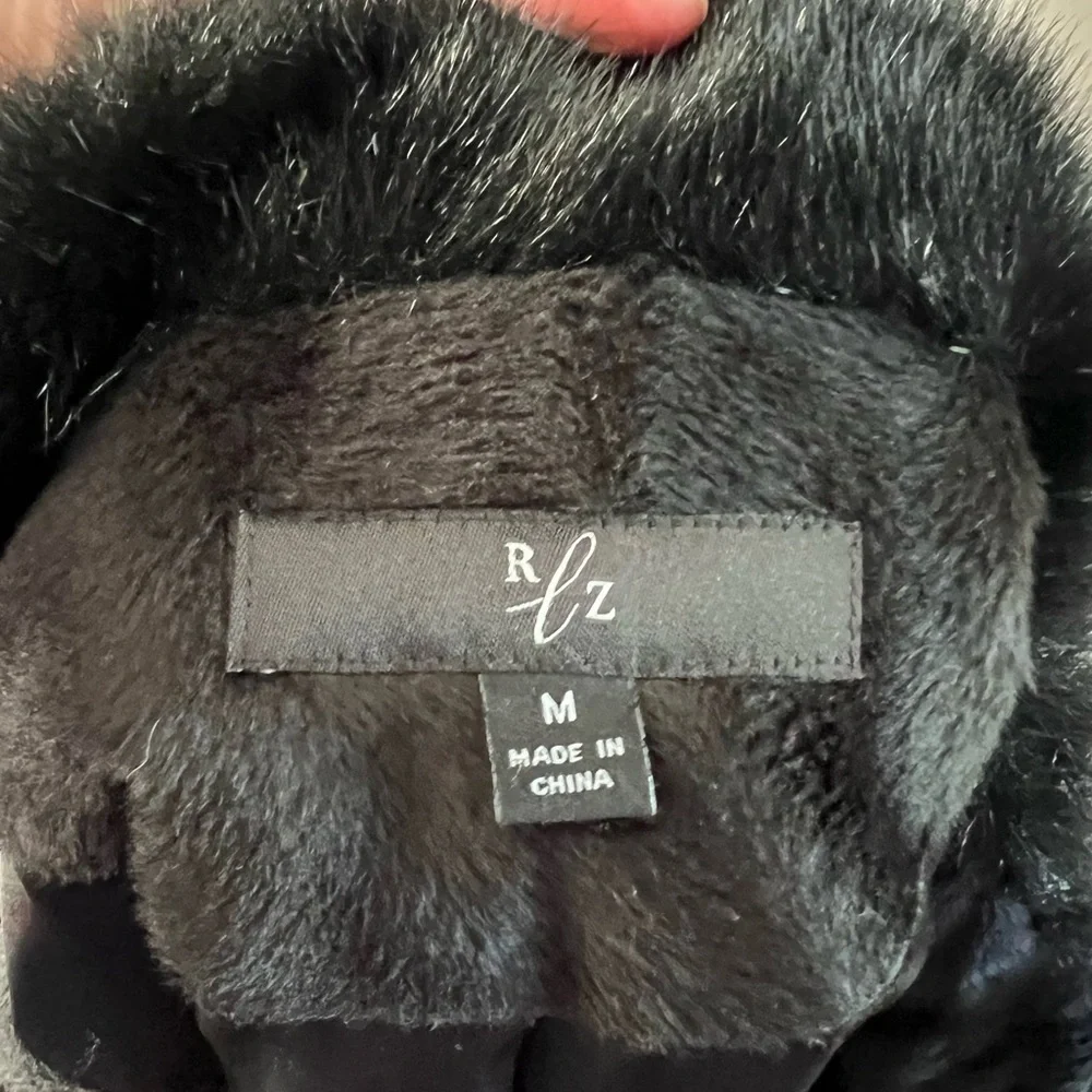 RLZ Faux Fur Vest - Picture 10 of 12